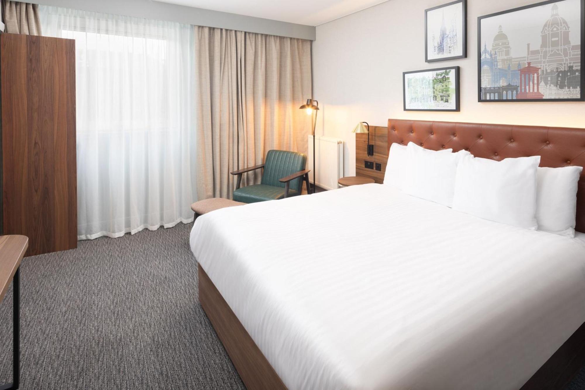 Four Points By Sheraton Hotel EDI