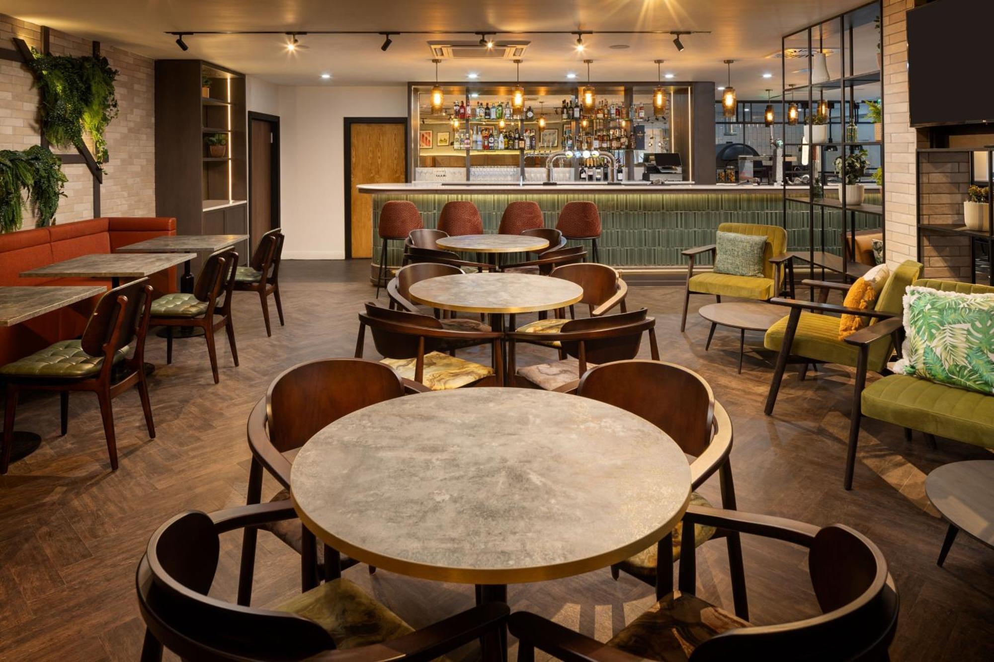 Four Points By Sheraton Hotel EDI